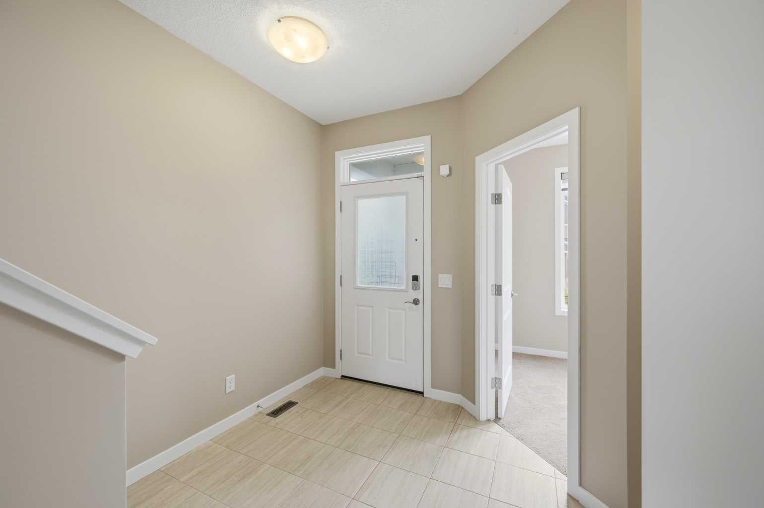 25 Red Sky Way NE