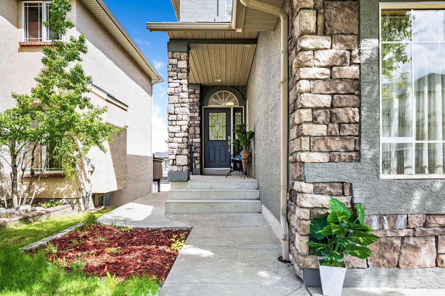 72 Strathridge Close SW