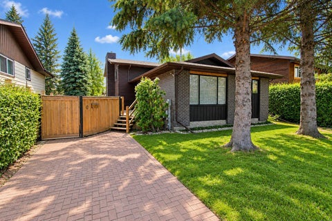 Photo of 107 Greig Drive, Red Deer, AB T4P 2M4 (MLS # A2346172)