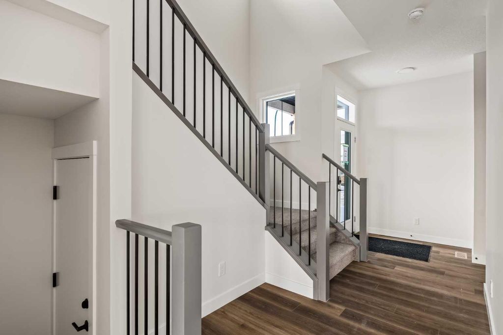 Photo of 27 Setonvista Grove SE, Calgary, AB T3M 3L8 (MLS # A2283428)