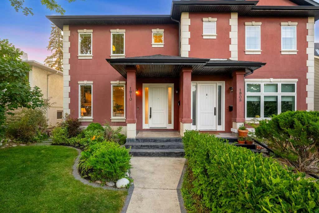 Photo of 1910 29 Avenue SW, Calgary, AB T2T 1N1 (MLS # A2333882)