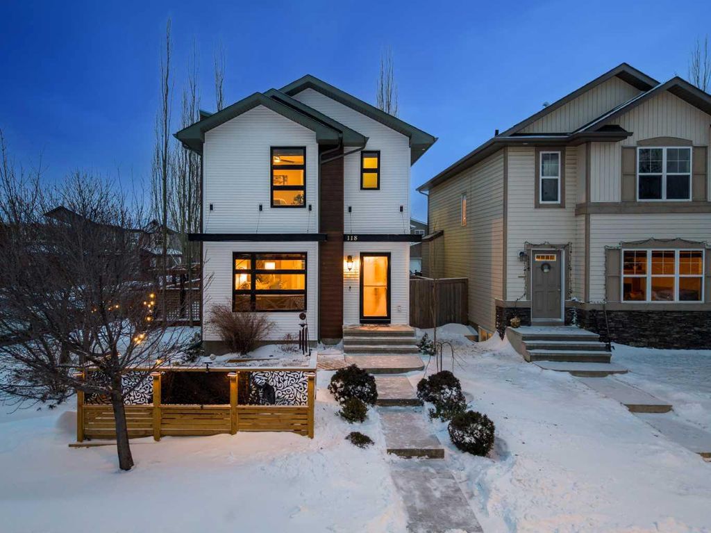 Photo of 118 Walden Manor SE, Calgary, AB T2X 0N6 (MLS # A2285162)
