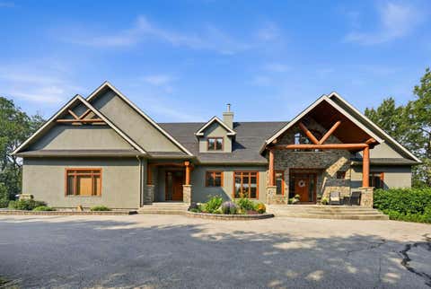 Photo of 31250 Woodland Way, Rural Rocky View County, AB T3R 1G5 (MLS # A2334707)