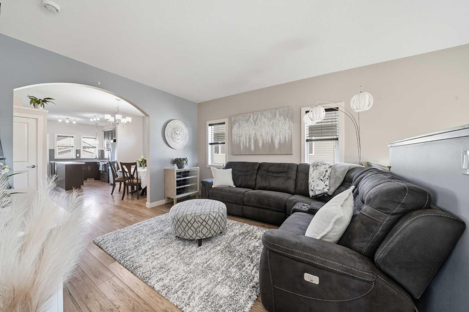 22 Mackenzie Ranch Way