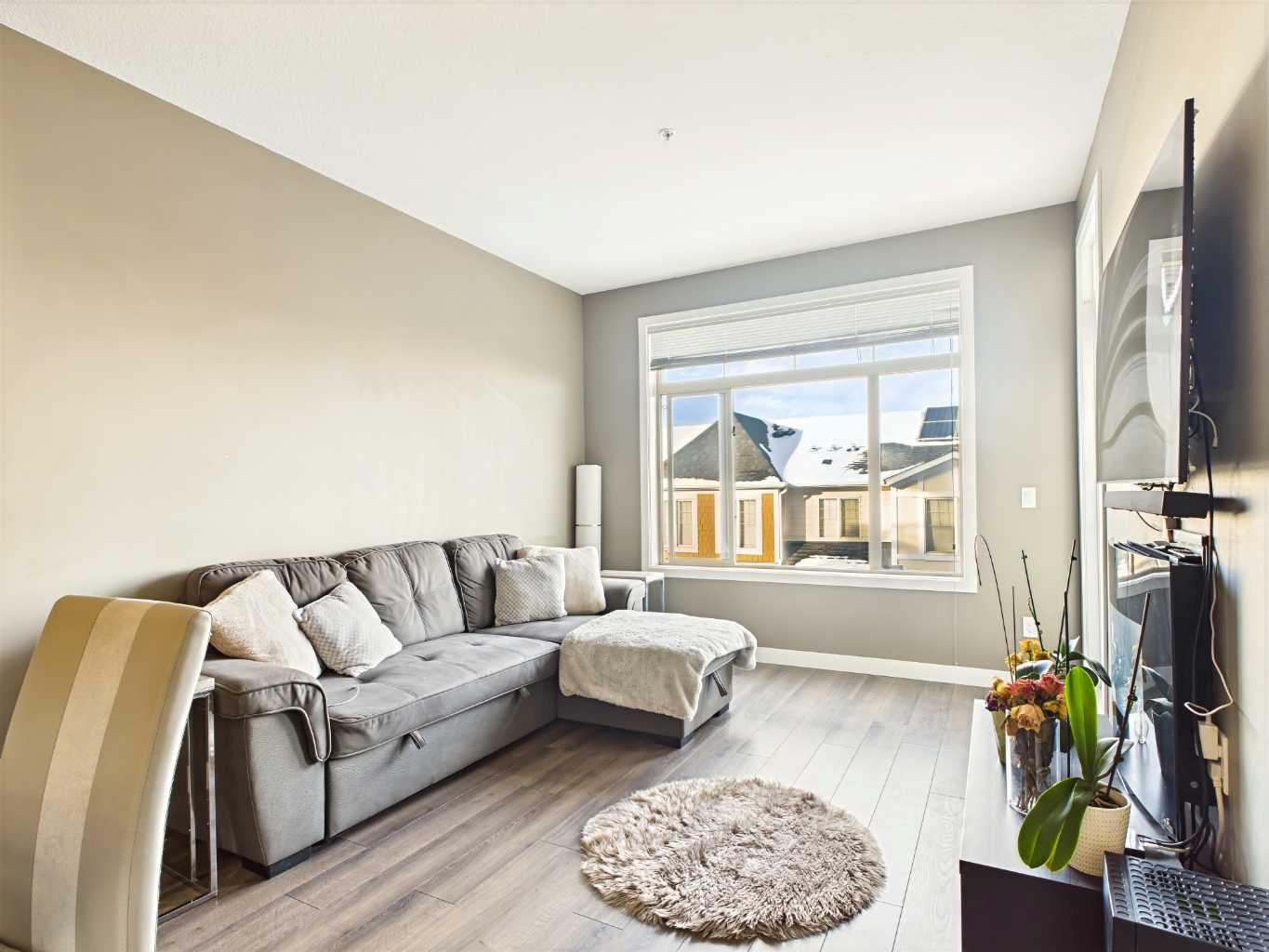 28 Auburn Bay Link SE 305