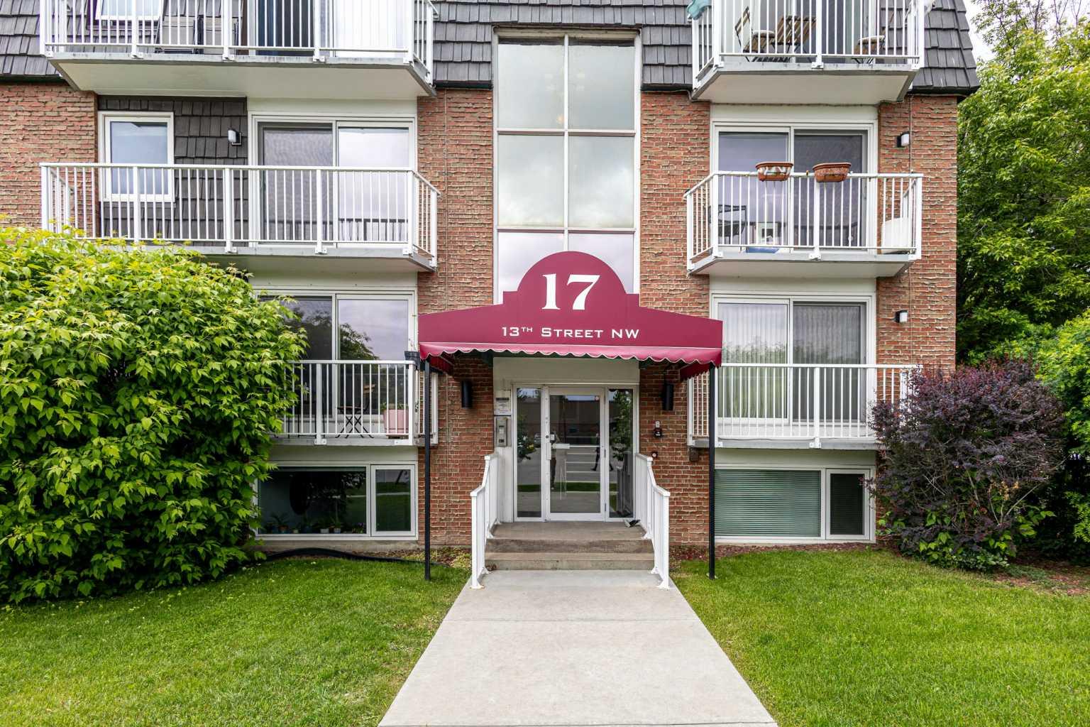 17 13 Street NW 105
