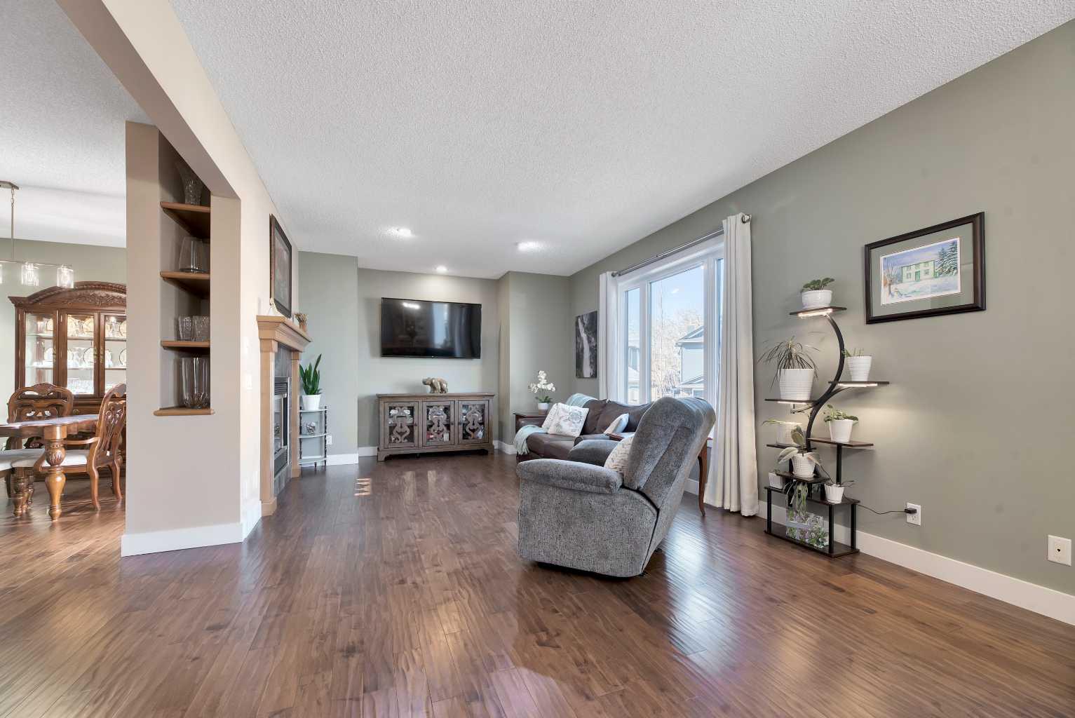 266 Rockborough Green NW