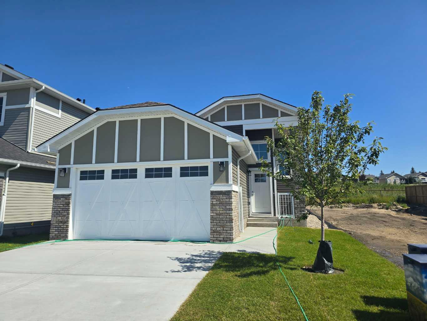 176 Lakewood Circle