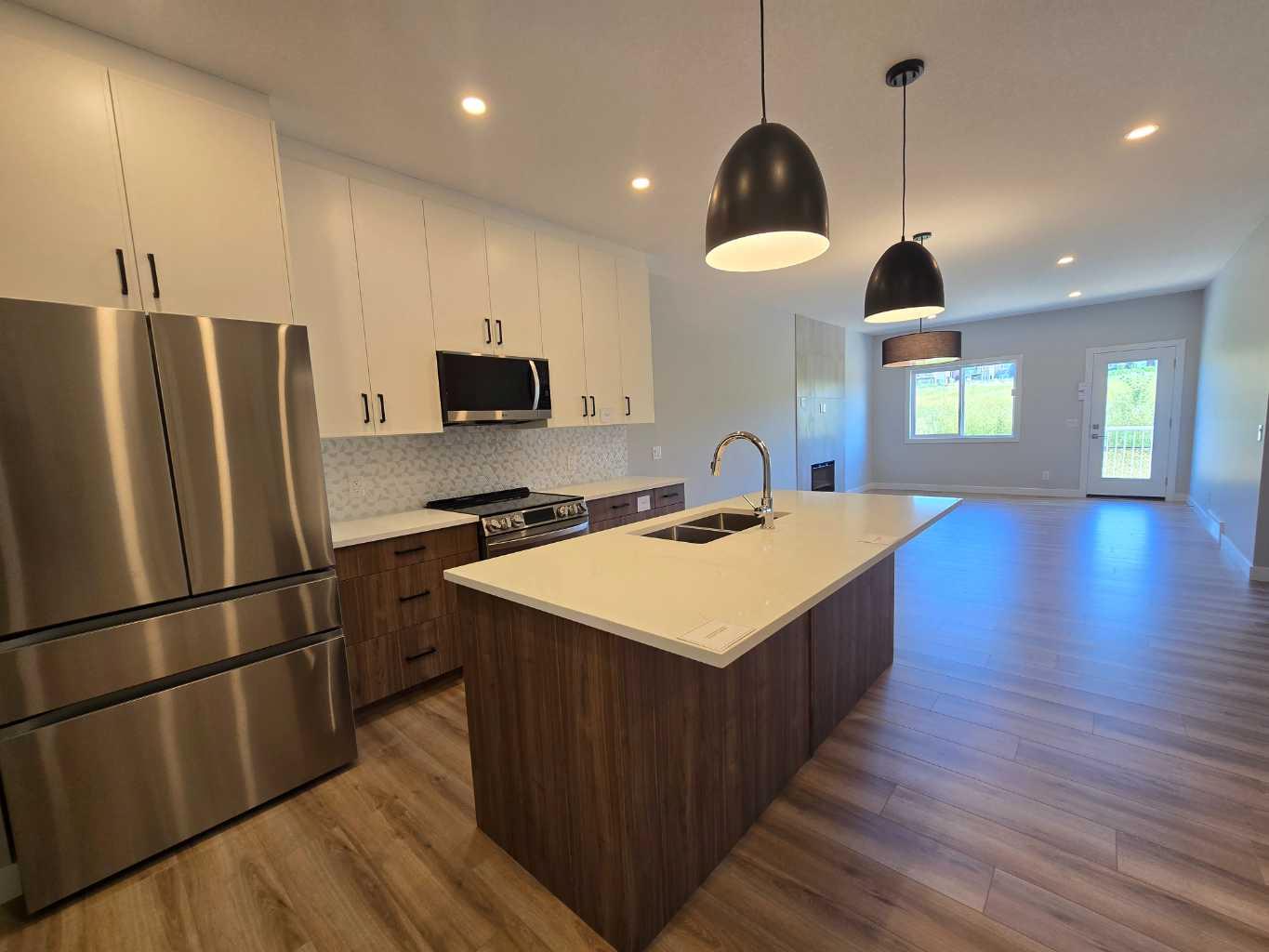 176 Lakewood Circle