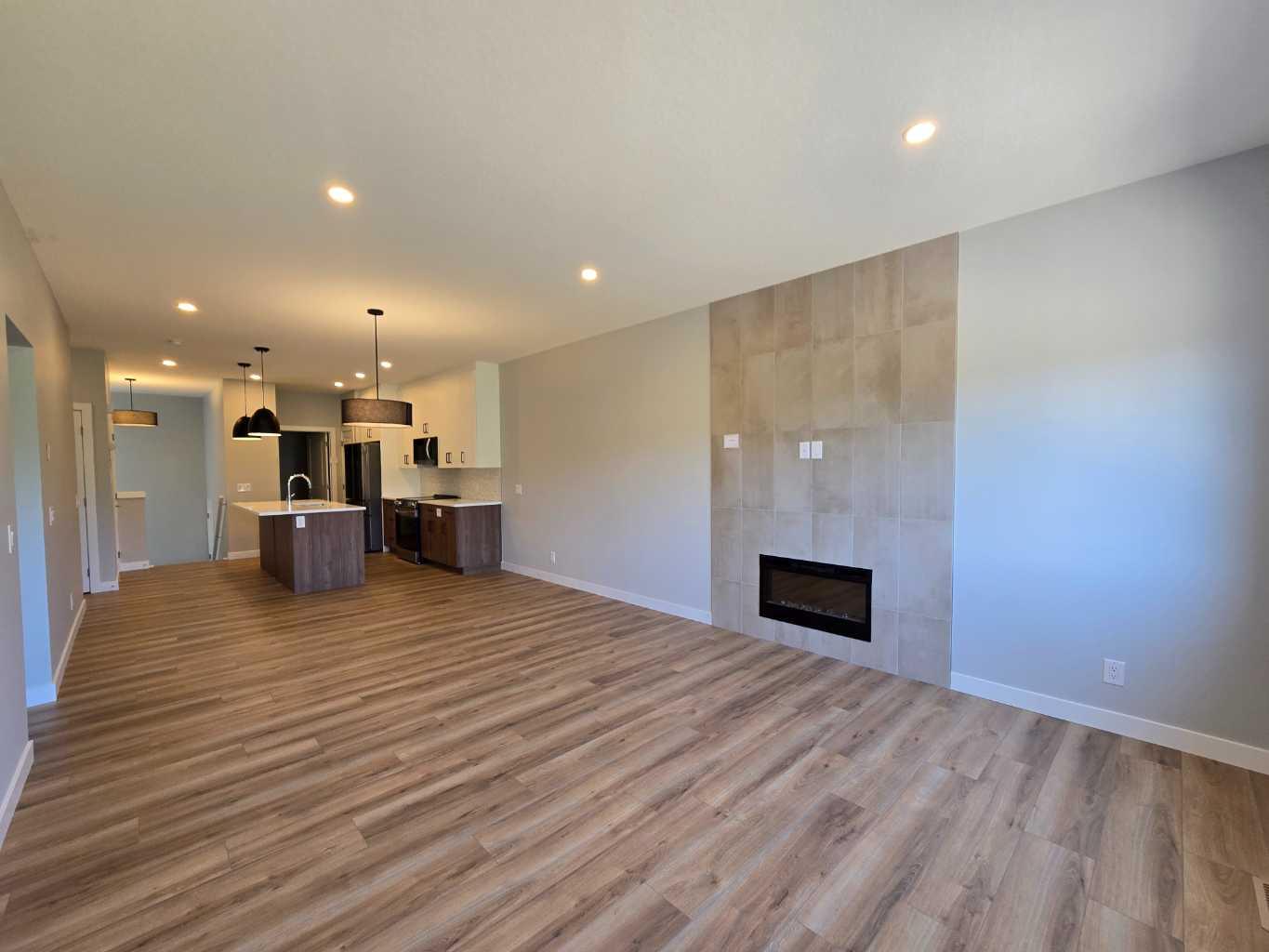 176 Lakewood Circle