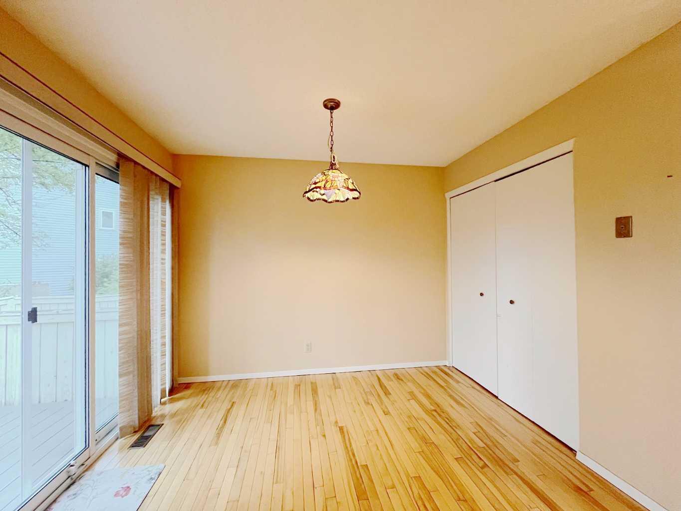 33 Millrise Lane SW