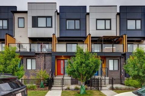 Photo of 8524 21 Avenue SE, Calgary, AB T2B 1H5 (MLS # A2337014)