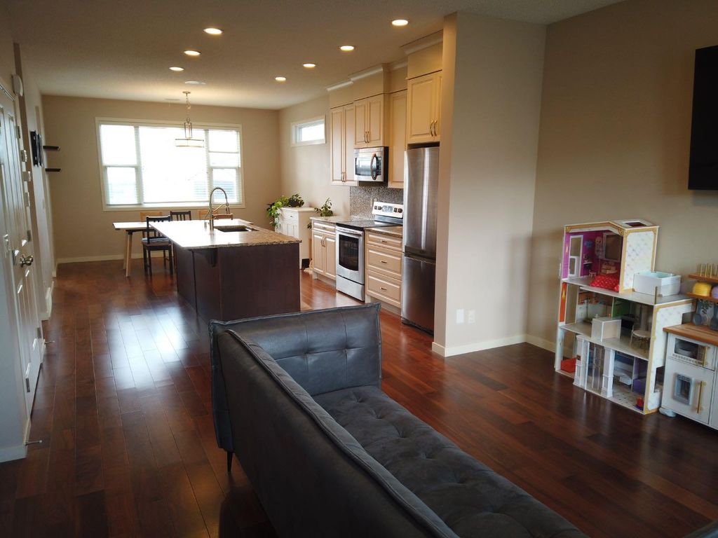 Photo of 2064 New Brighton Grove SE, Calgary, AB T2Z 1G1 (MLS # A2314403)