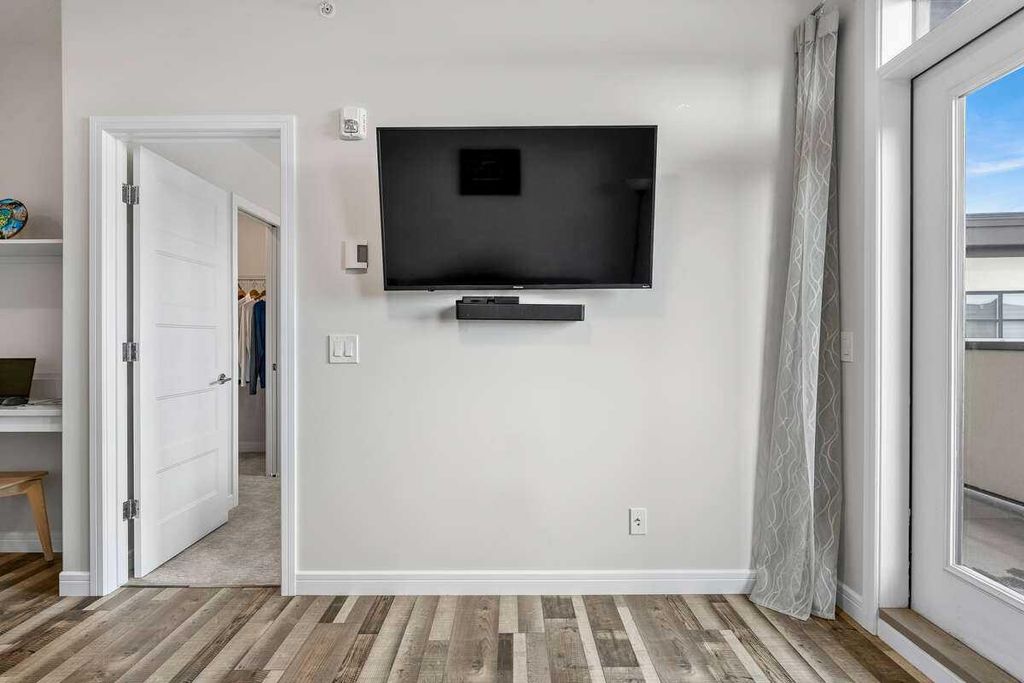 Photo of 80 Greenbriar Place NW #2410, Calgary, AB T3B 6J4 (MLS # A2292255)