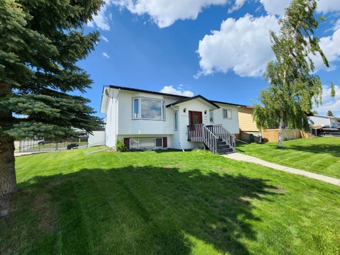Photo of 11530 Manning Crescent Cres, Grande Cache, AB T0E 0Y0 (MLS # A2332049)