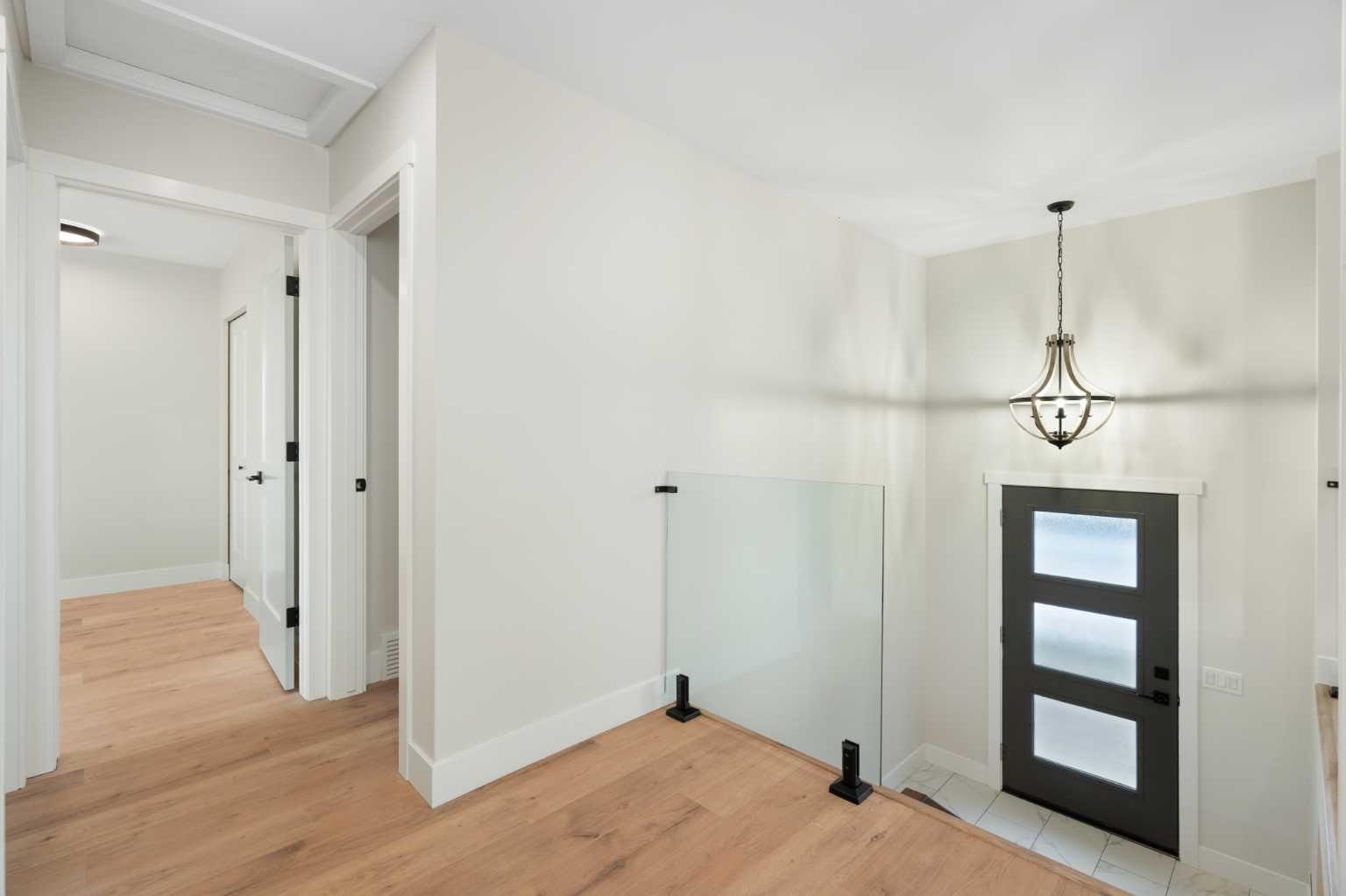 45 Alpine Crescent SE