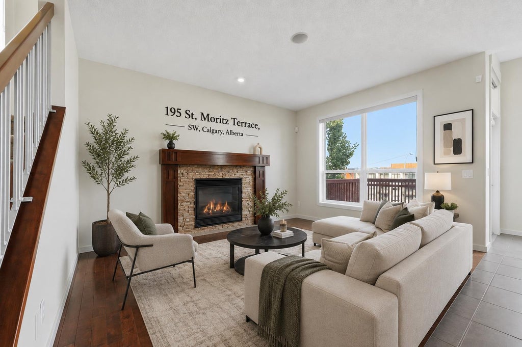 Photo of 195 St Moritz Terrace SW, Calgary, AB T3H 5X9 (MLS # A2335136)