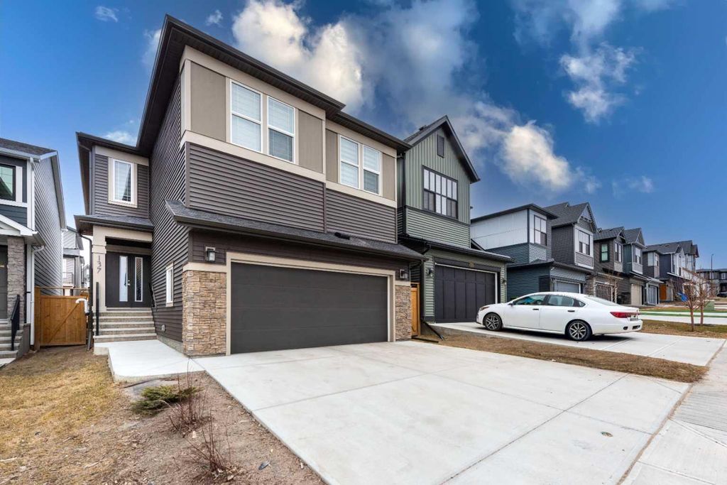 Photo of 137 Edith Villas NW, Calgary, AB T3R 1Y8 (MLS # A2305463)