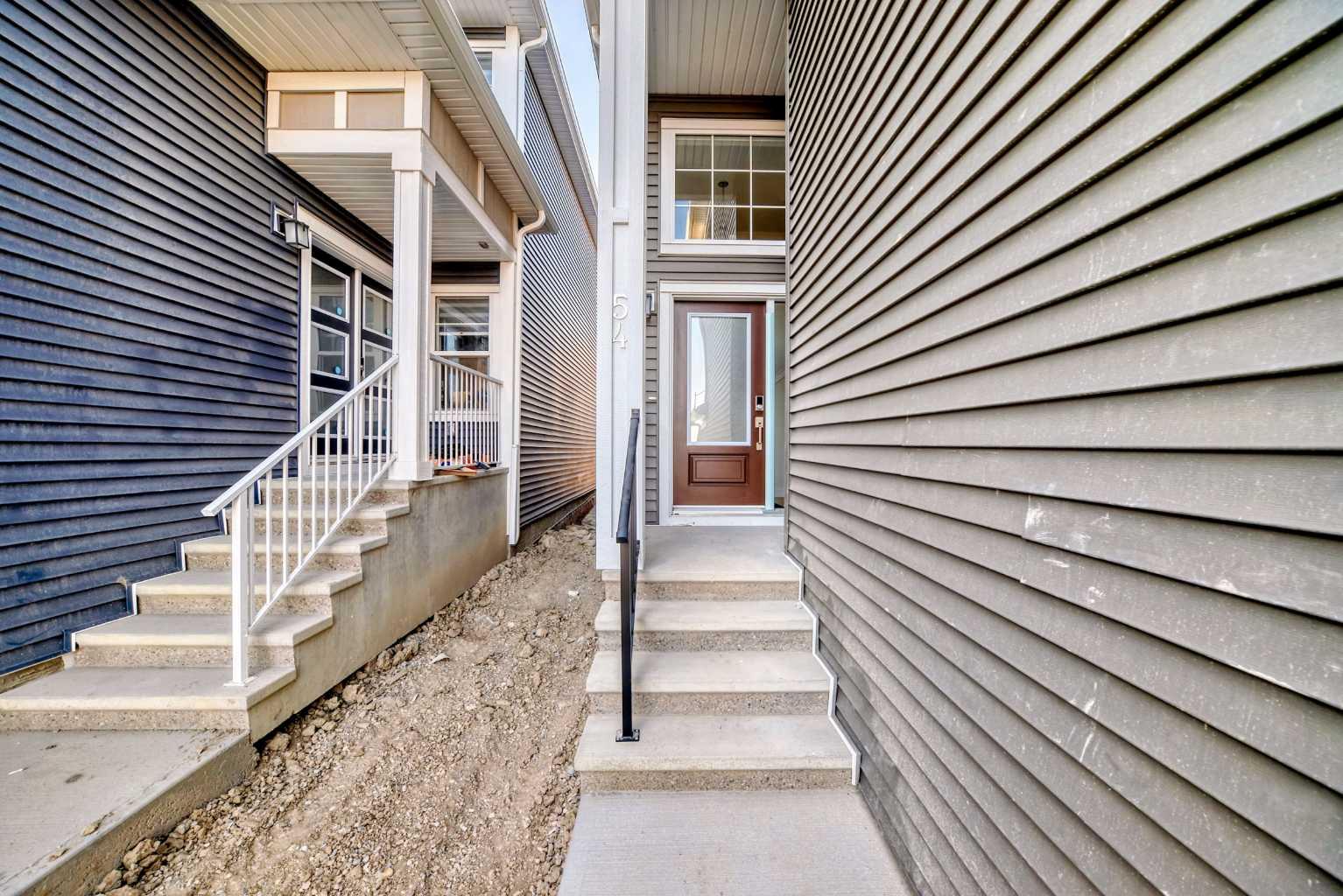 54 Homestead Common NE