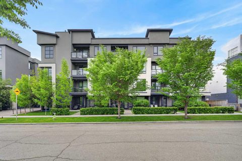 Photo of 607 17 Avenue NW #301, Calgary, AB T2M 0N6 (MLS # A2320865)