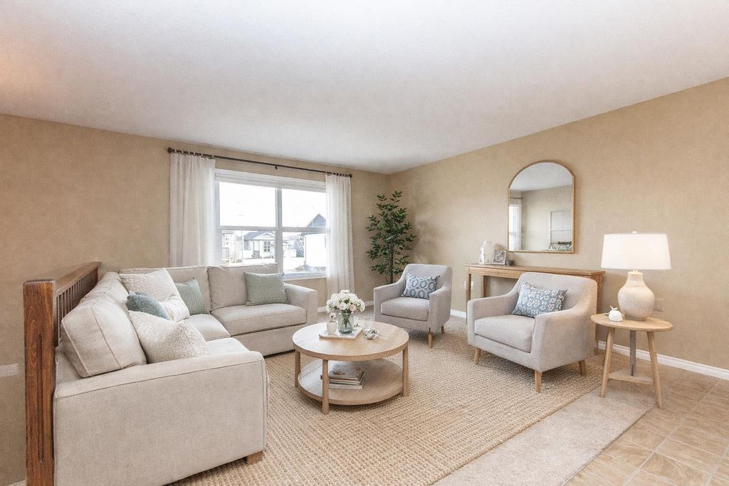 Photo of 114 Redwood Boulevard, Springbrook, AB T4S 0J5 (MLS # A2327545)