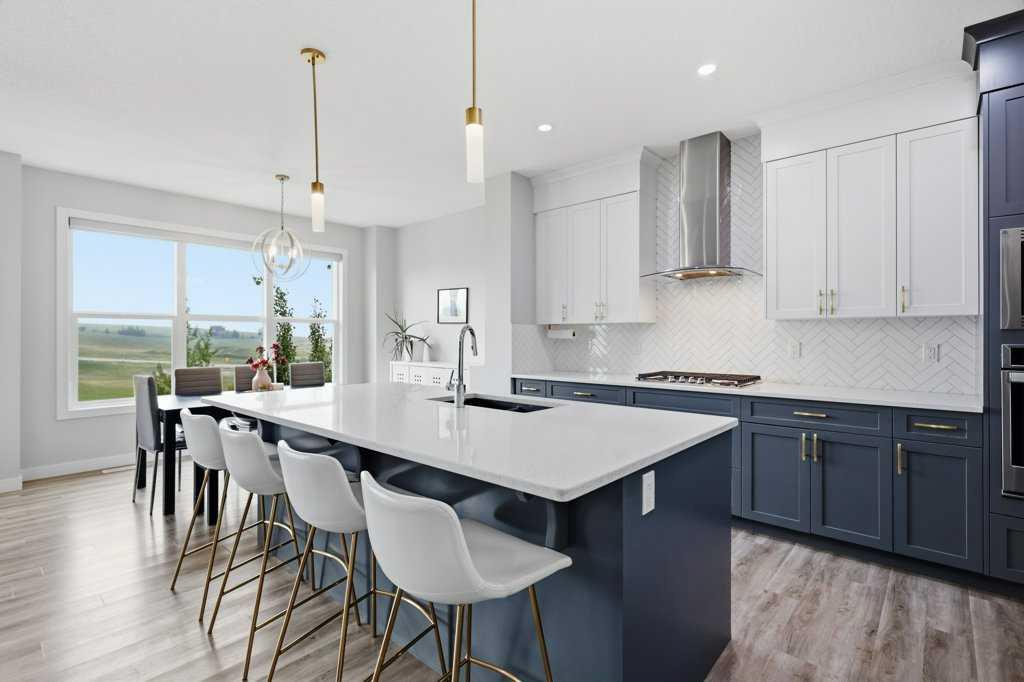 151 Crestridge Hill SW