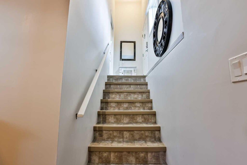 Photo of 1168 Keystone Road W, Lethbridge, AB T1J 5H6 (MLS # A2348160)