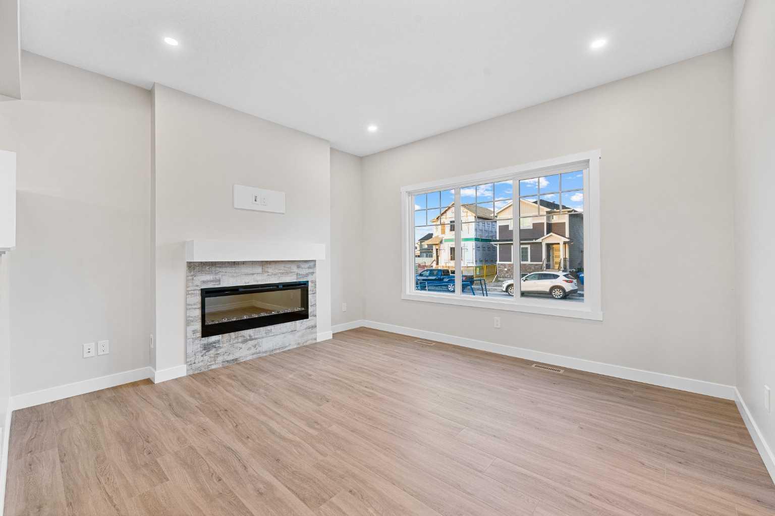 581 Baywater Manor SW