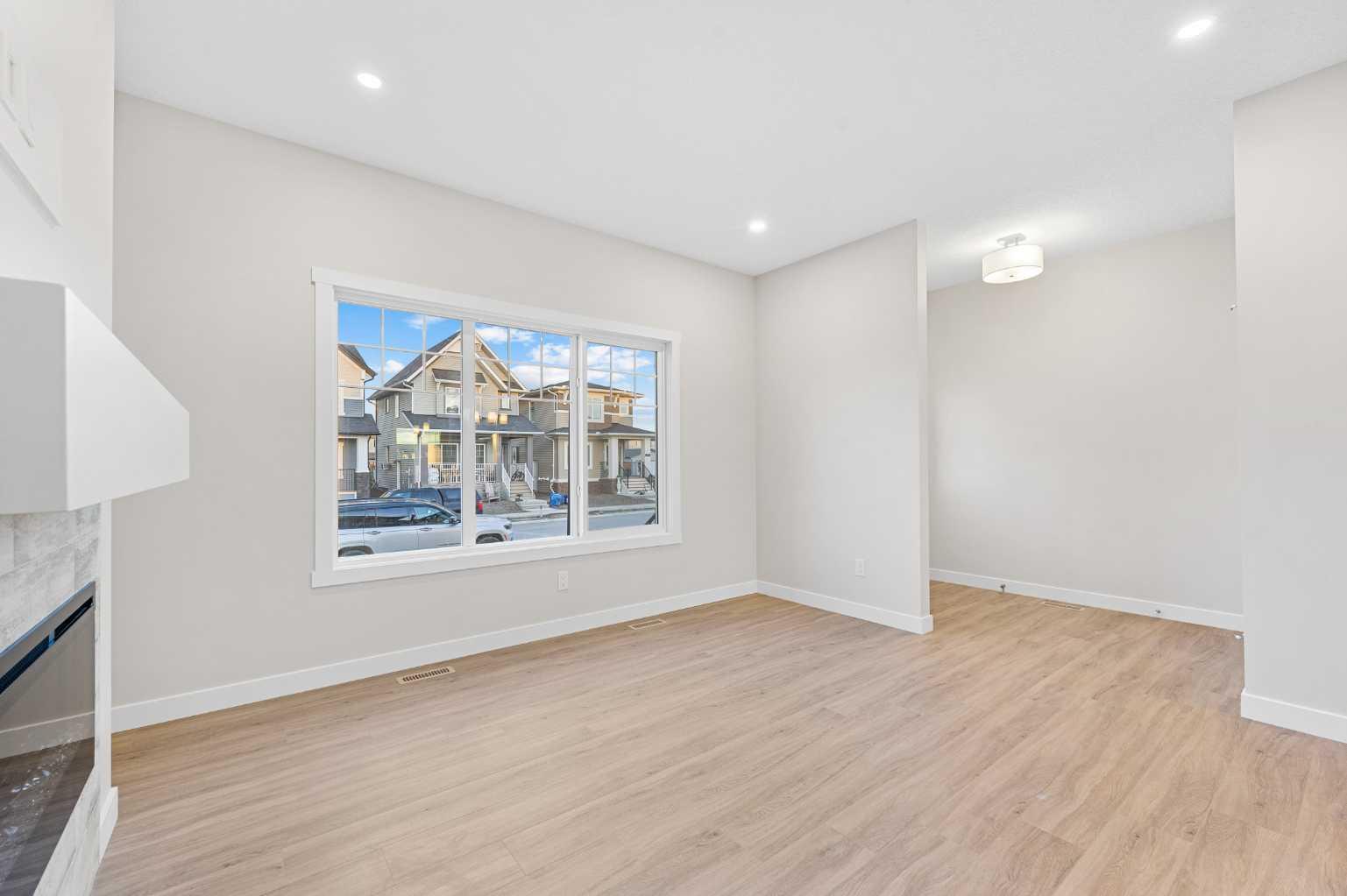 581 Baywater Manor SW