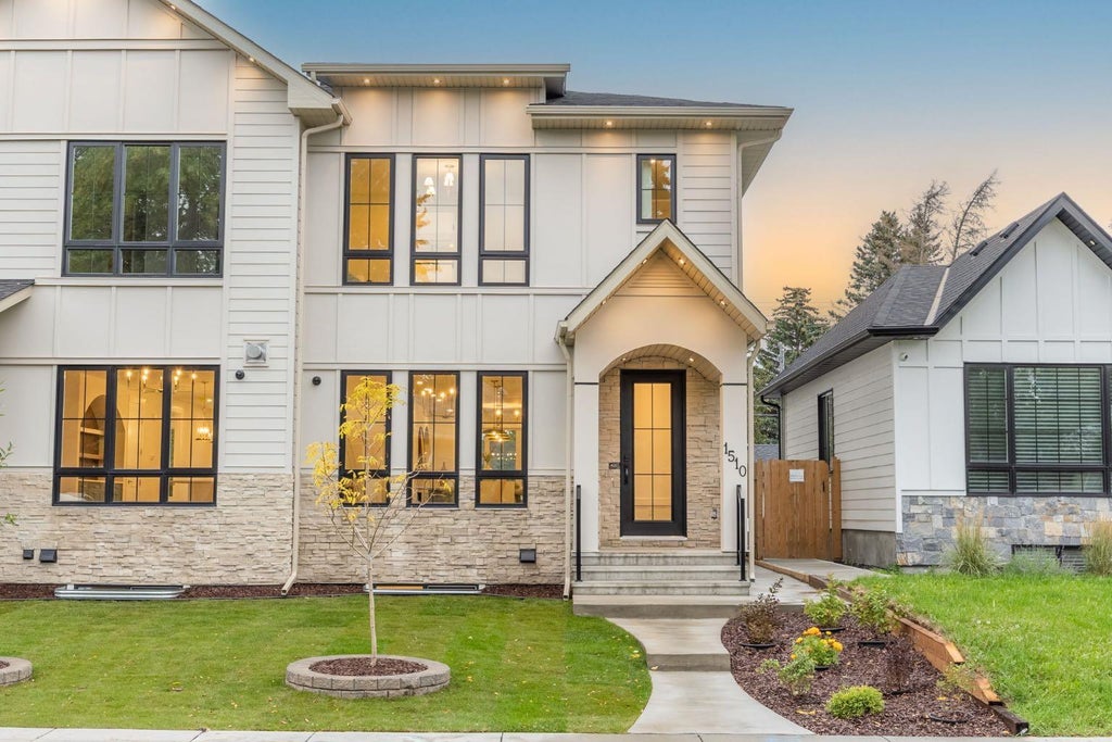 Photo of 1510 20a Street NW, Calgary, AB T2N 2L5 (MLS # A2346010)