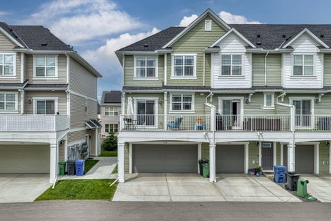 Photo of 418 Copperstone Manor SE, Calgary, AB T2Z 5G3 (MLS # A2323244)