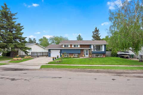 Photo of 5609 35 Street, Lloydminster, AB T9V 1S1 (MLS # A2317650)
