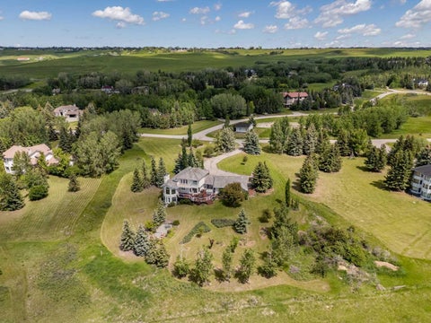 Photo of 15 Blueridge Close, Rural Rocky View County, AB T3L 2P4 (MLS # A2324196)