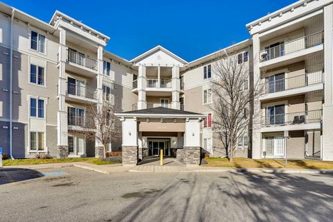 Photo of 333 Taravista Drive NE #1119, Calgary, AB T3J 0H4 (MLS # A2272221)