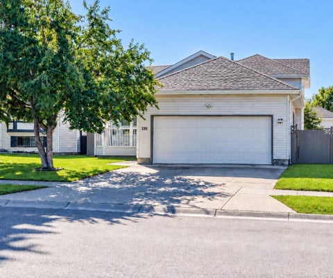 Photo of 131 Applewood Drive SE, Calgary, AB T2A 7P8 (MLS # A2343388)