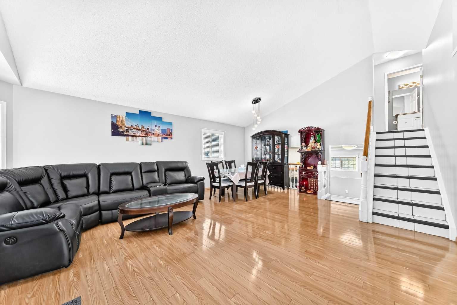 131 Applewood Drive SE