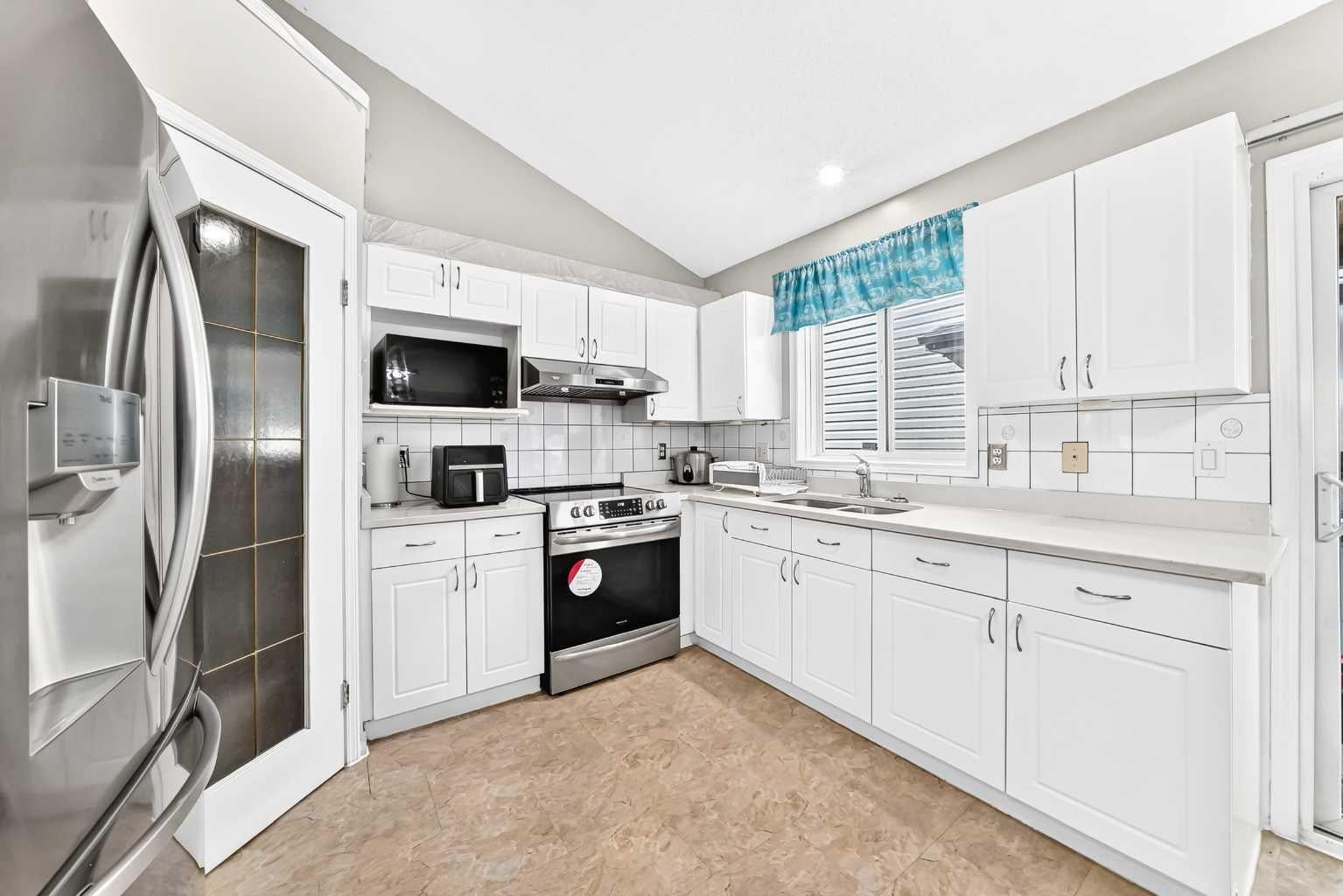 131 Applewood Drive SE