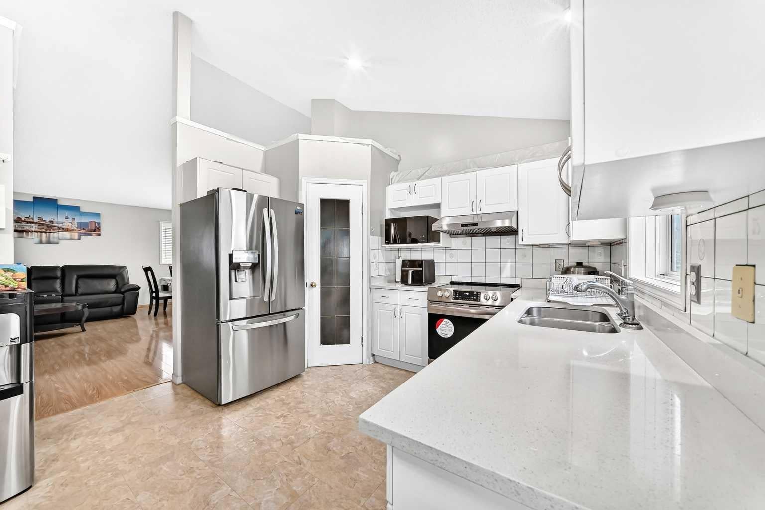 131 Applewood Drive SE
