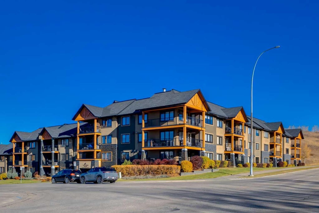 Photo of 103 Valley Ridge Manor NW #204, Calgary, AB T3B 6C5 (MLS # A2354115)