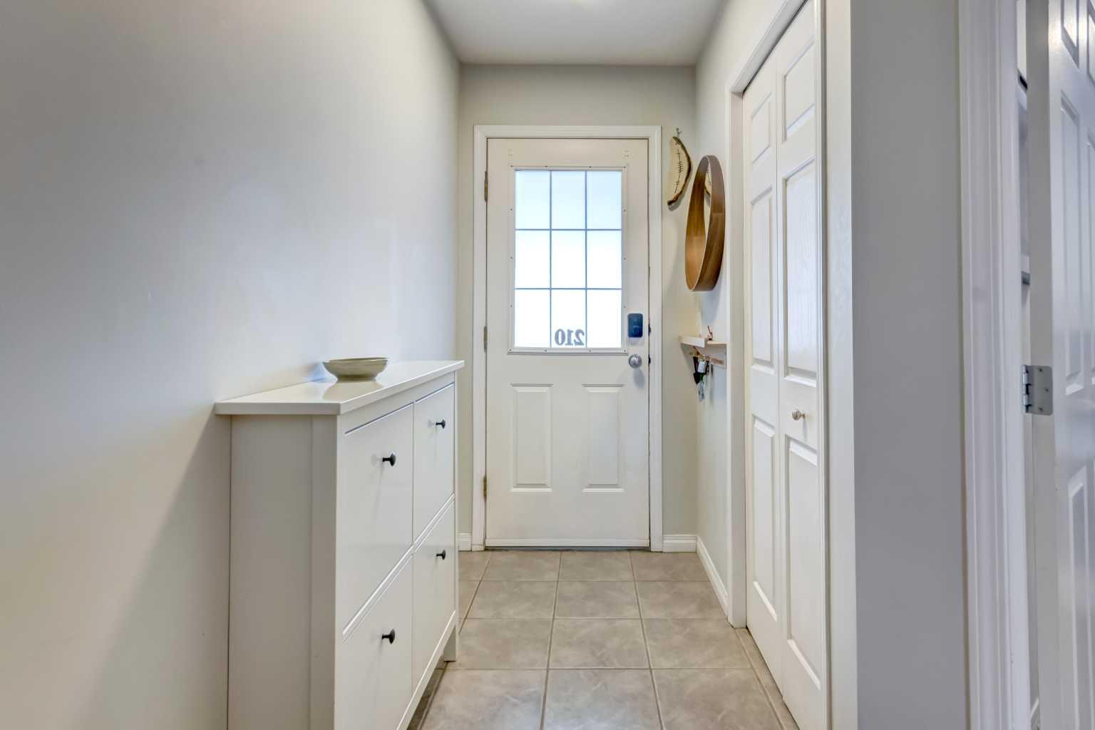 112 Kananaskis Way 210