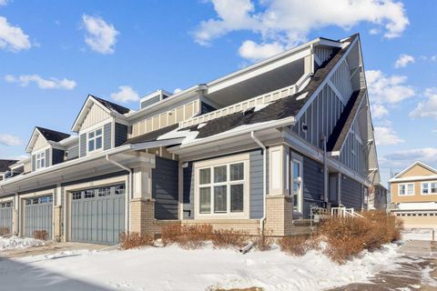 196 Silverado Plains Park SW Calgary AB T2X 1Y9