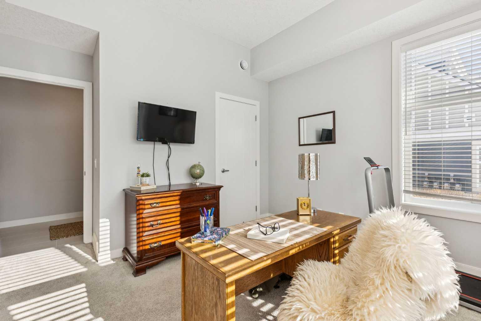 196 Silverado Plains Park SW