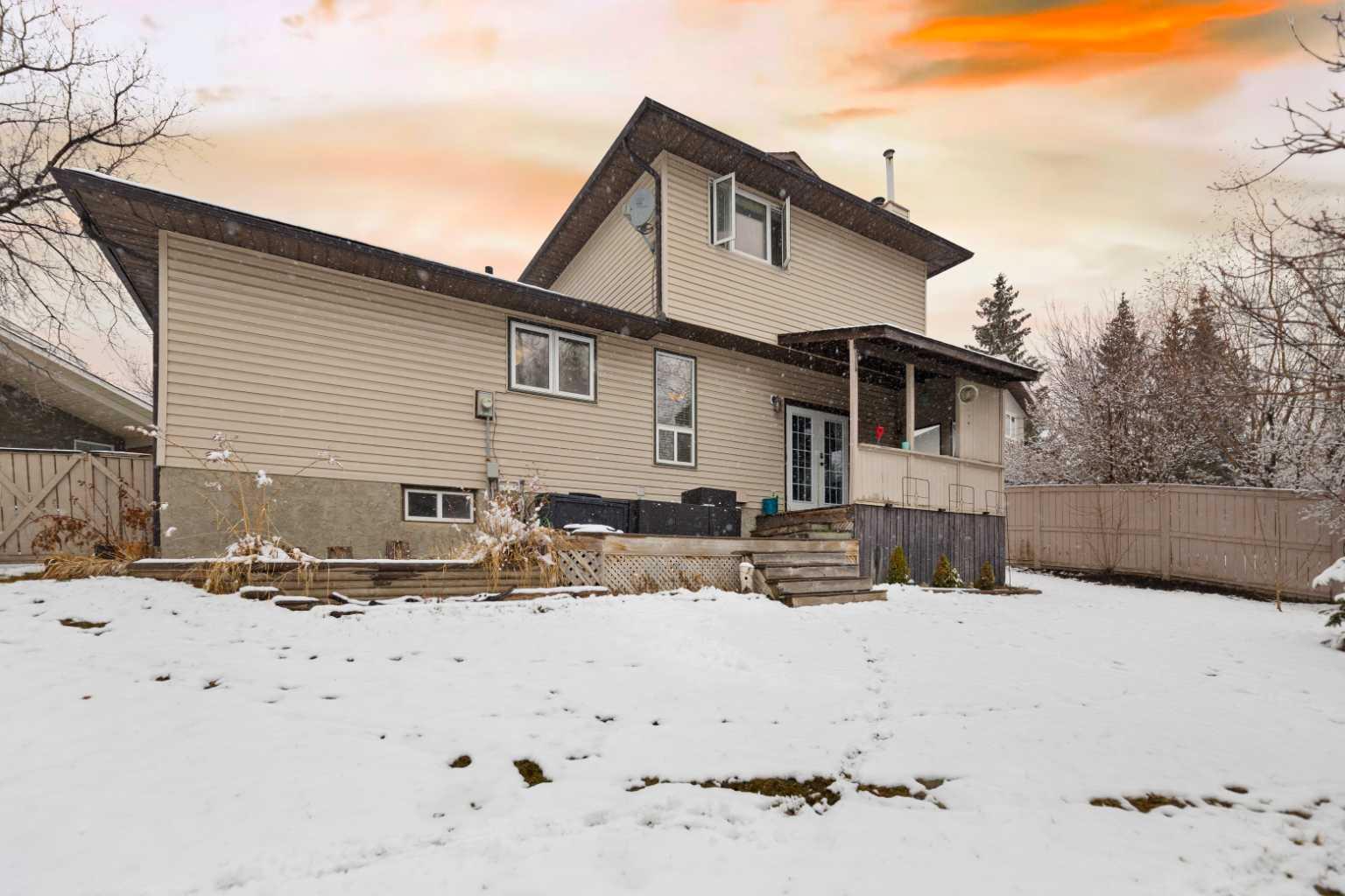 436 Ranchridge Bay NW