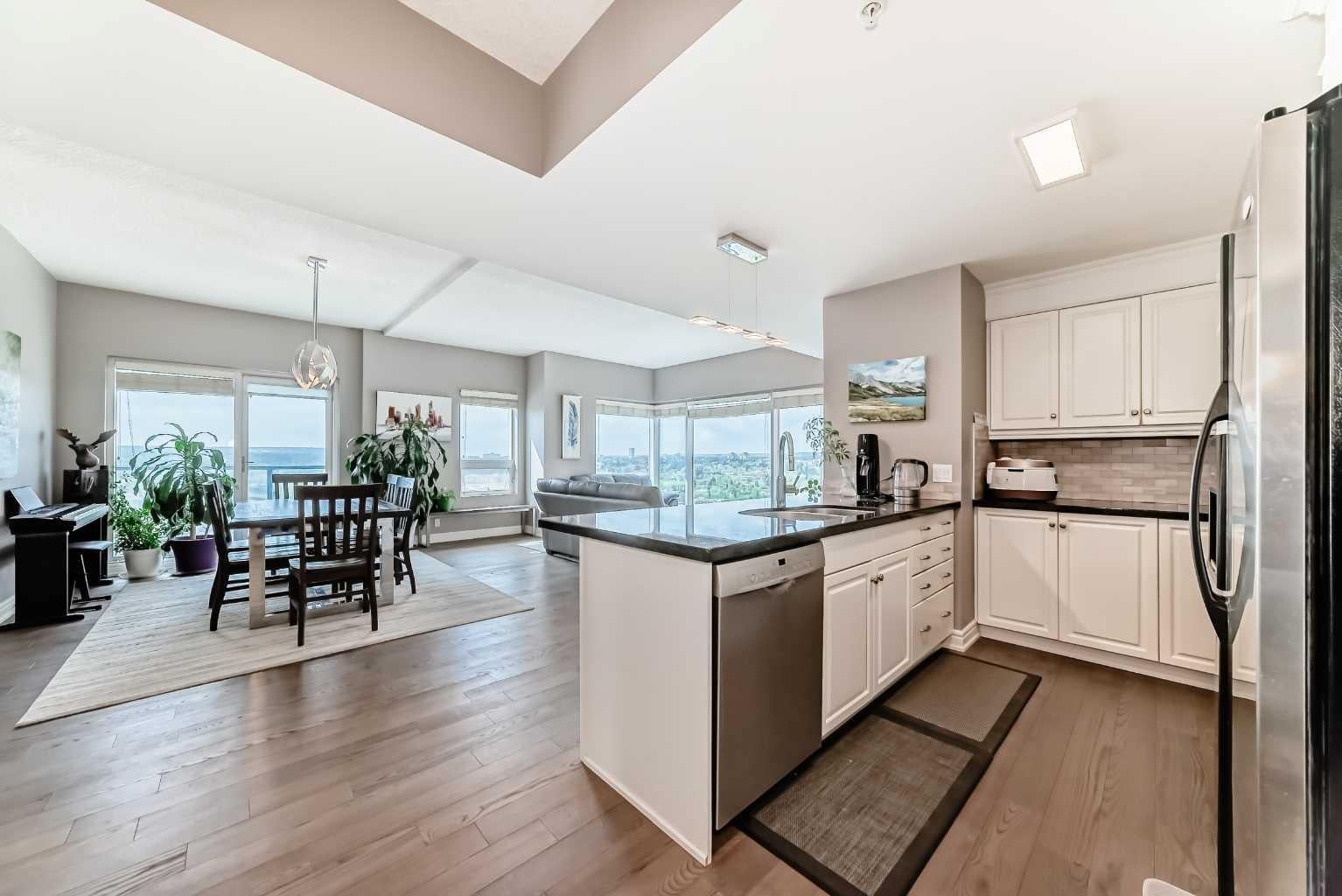 920 5 Avenue SW 2101