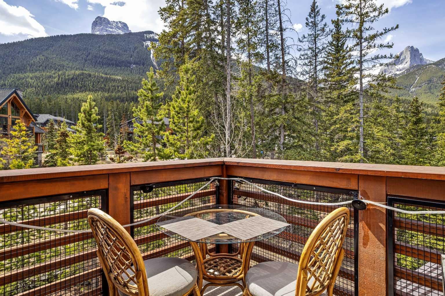 2100A Stewart Creek Drive 302