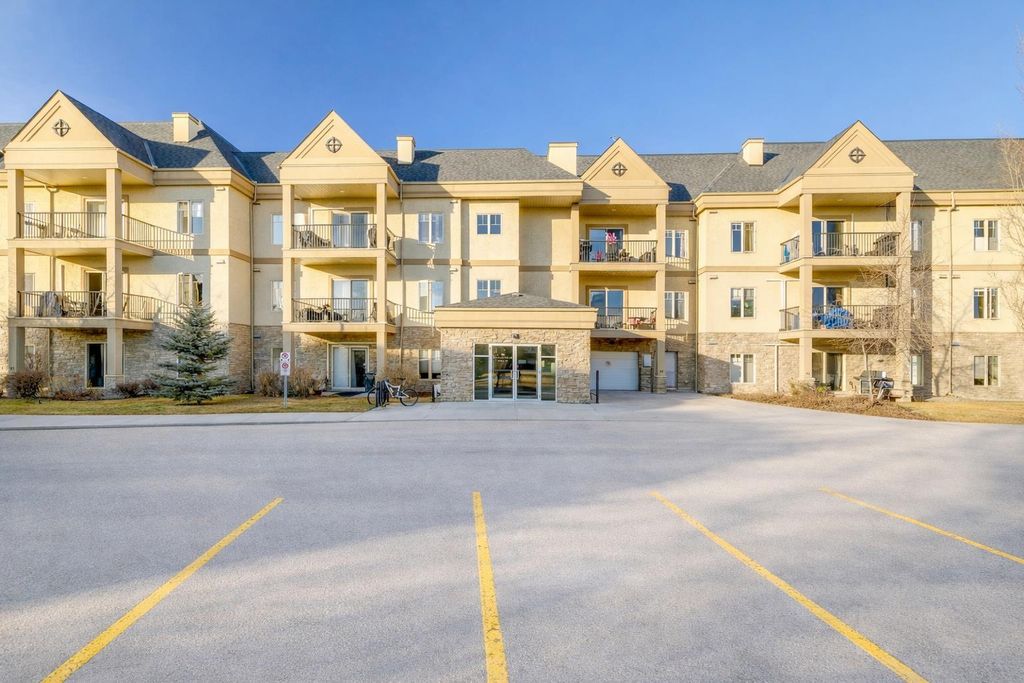 Photo of 52 Cranfield Link SE #131, Calgary, AB T3M 0N9 (MLS # A2280493)