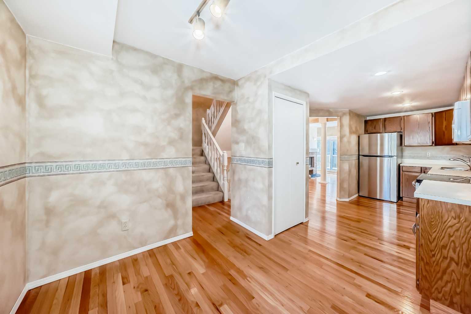 219 Point Mckay Terrace NW