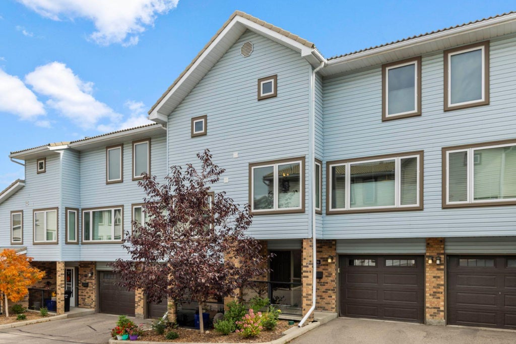 76 COACHWAY GARDENS SW, CALGARY, AB T3H 2V9 - Image 1940449218.jpeg?d=l