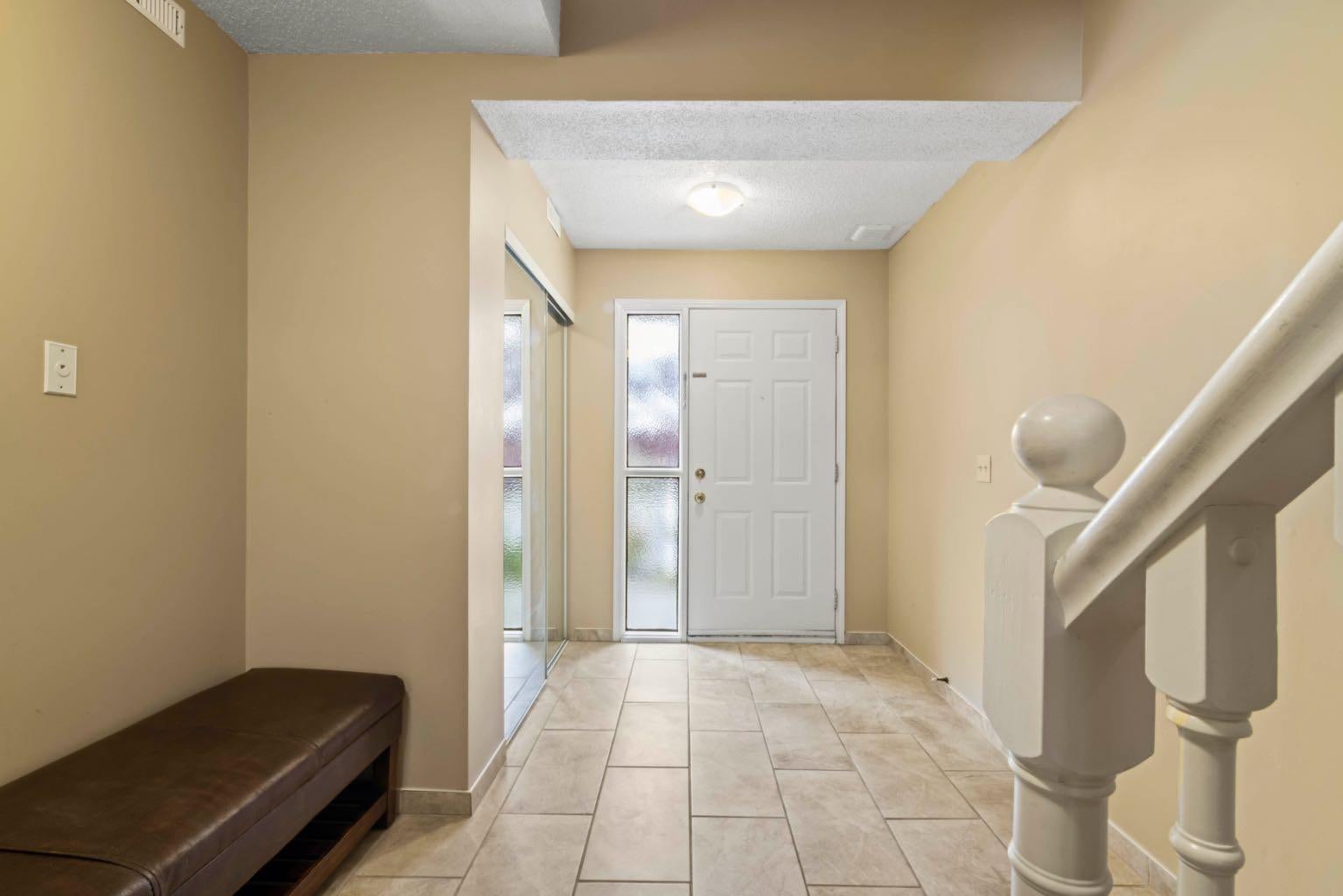 76 Coachway Gardens SW