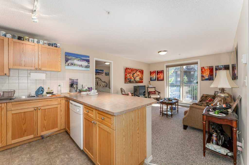 186 Kananaskis Way 216
